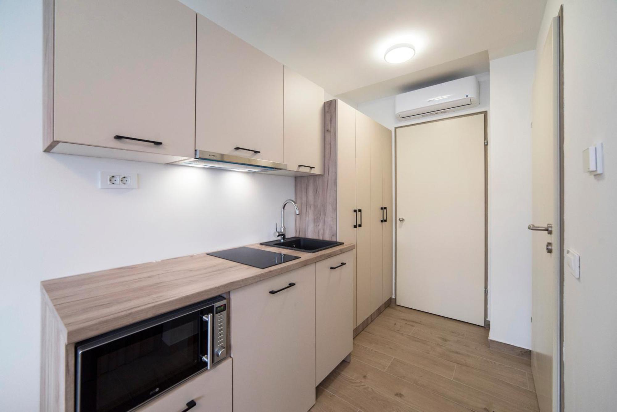 Apartments Pamer, 4Th Floor, No Elevator 萨格勒布 外观 照片