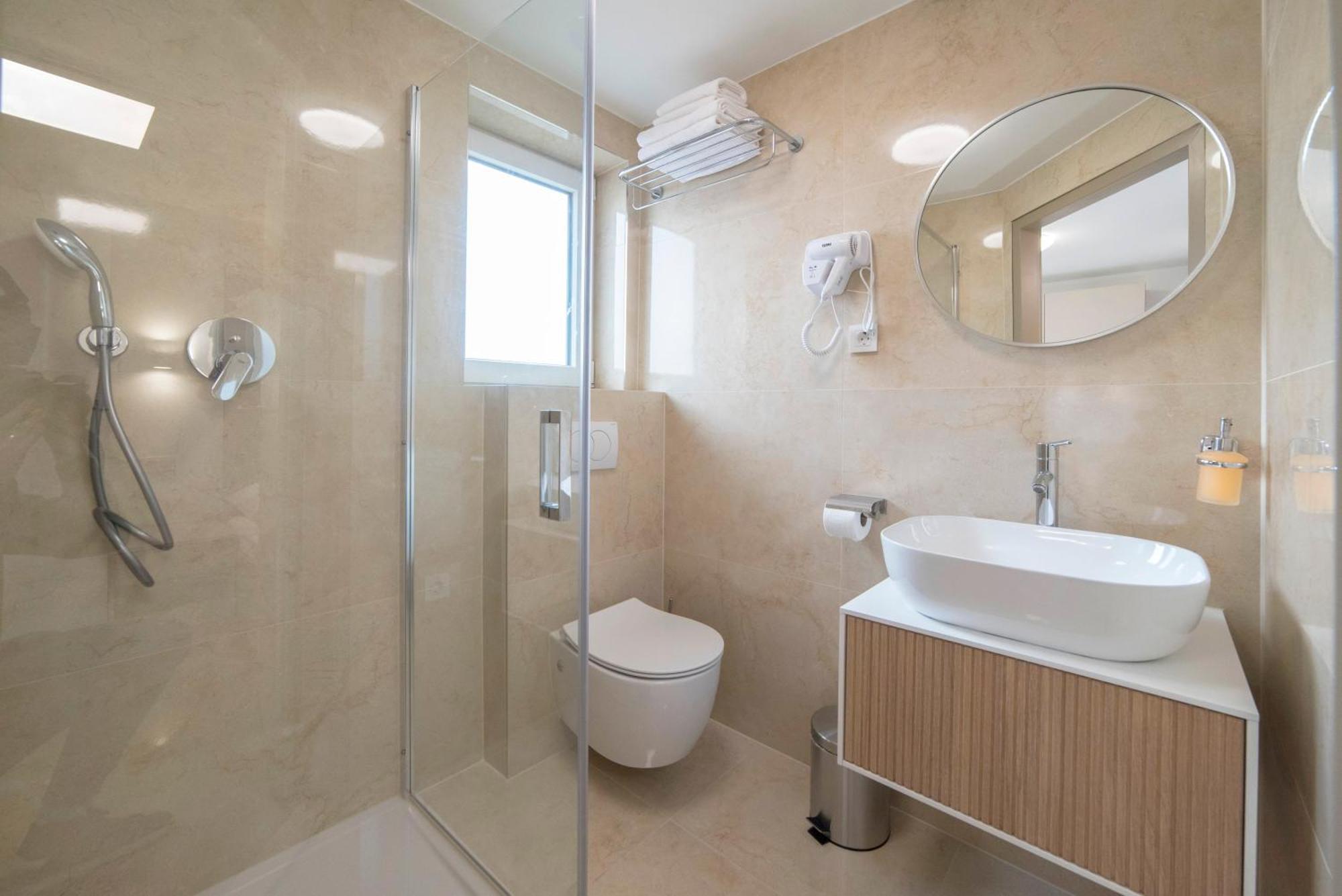 Apartments Pamer, 4Th Floor, No Elevator 萨格勒布 外观 照片