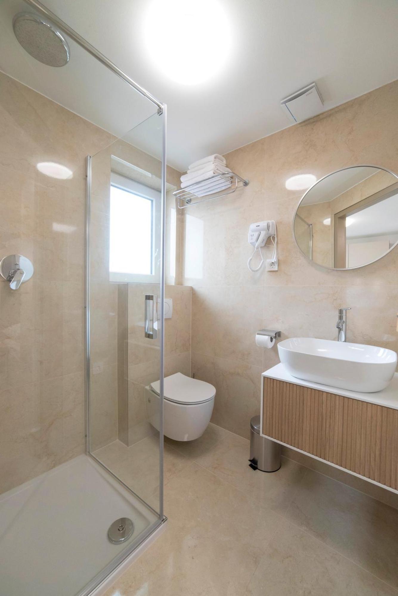 Apartments Pamer, 4Th Floor, No Elevator 萨格勒布 外观 照片