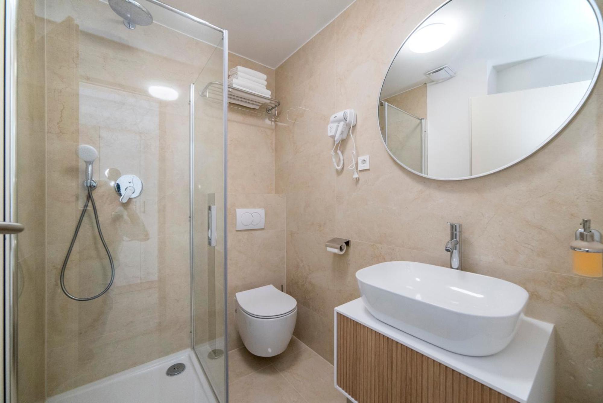 Apartments Pamer, 4Th Floor, No Elevator 萨格勒布 外观 照片