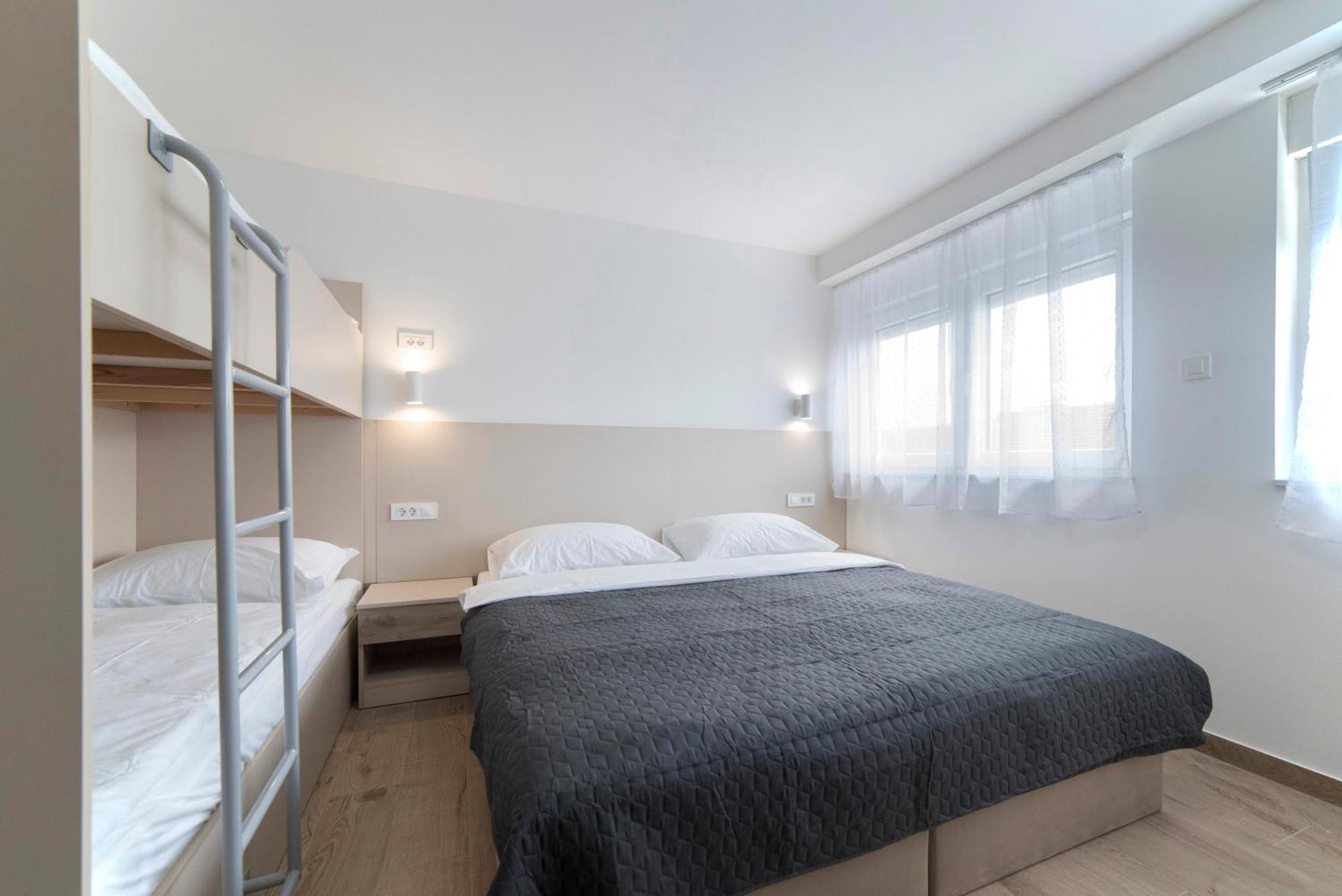 Apartments Pamer, 4Th Floor, No Elevator 萨格勒布 外观 照片